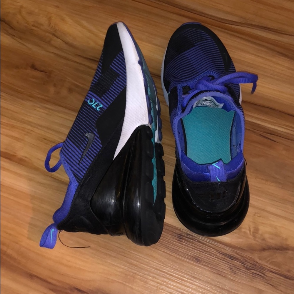Nike  270 Women Running shoes